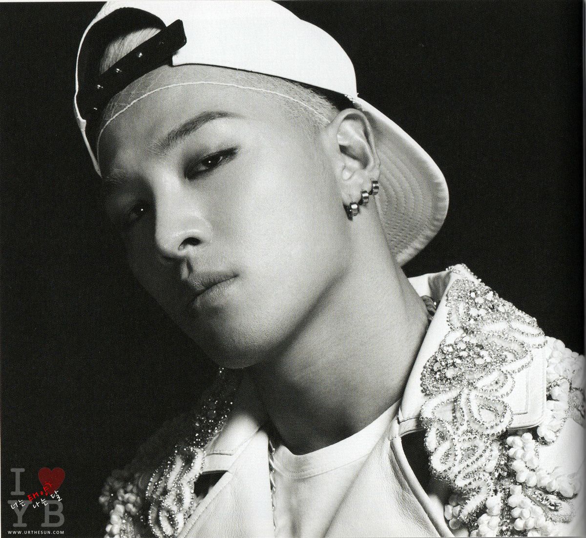 taeyang_rise_japan_scans_007